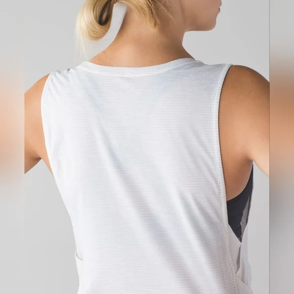 SOLD DO NOT BUY Lululemon Var-city muscle tank - Picture 3 of 5